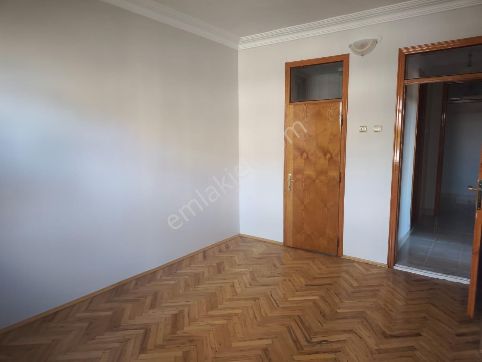 İl Jandarma Karşısı Satılık 3+1 - Görsel 10