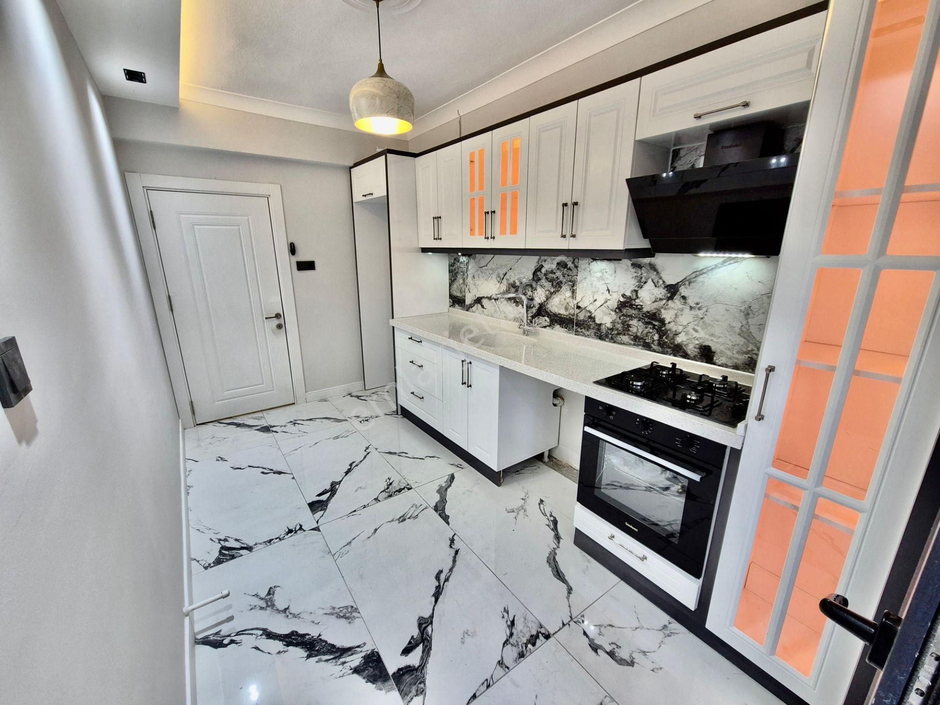 ▓karabuluttan▓göz Alıcı Tasarımı İle & Ön Cephe Ultralüx 2+1 Satılık Daire - Görsel 12