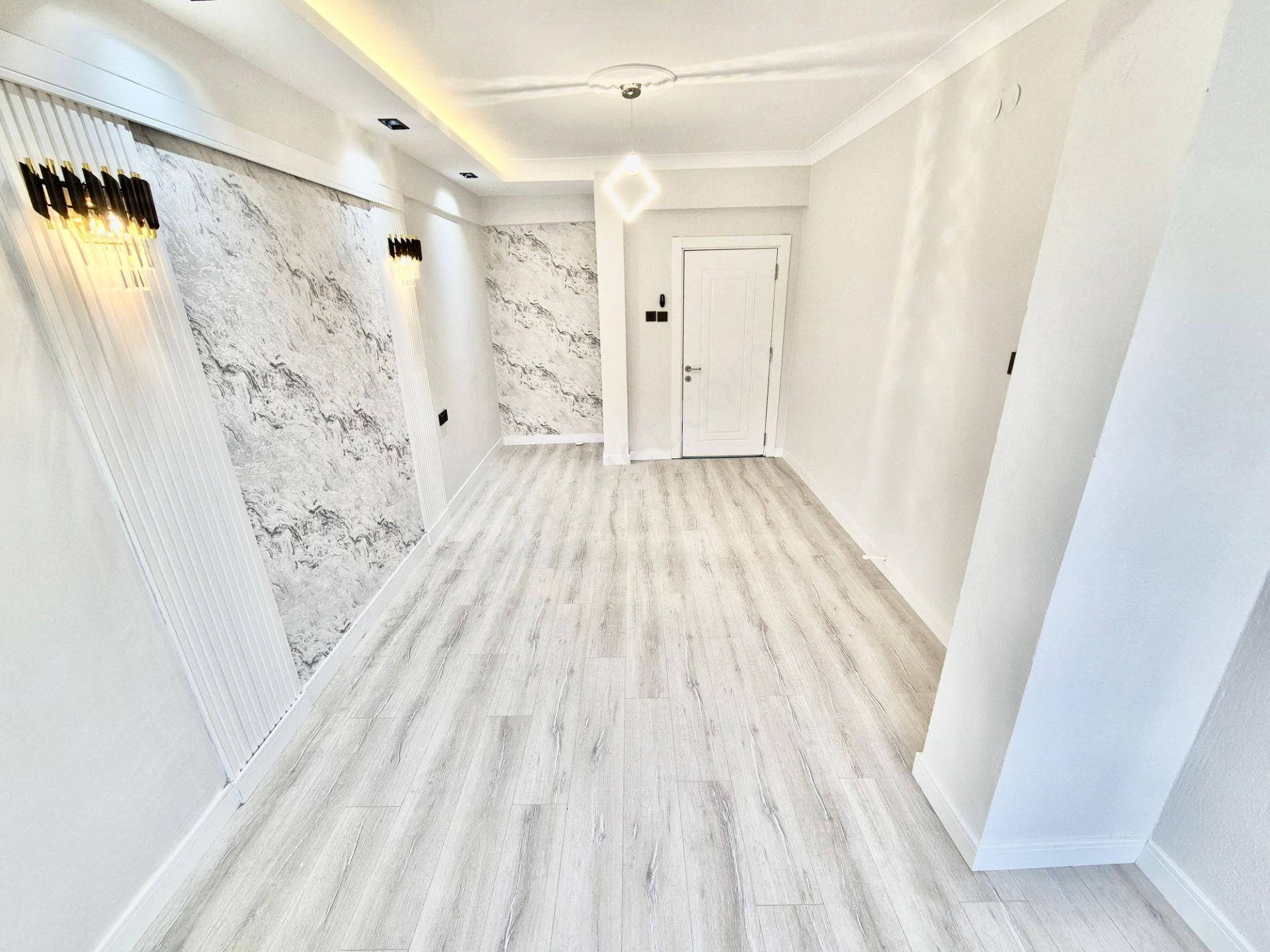 ▓karabuluttan▓göz Alıcı Tasarımı İle & Ön Cephe Ultralüx 2+1 Satılık Daire - Görsel 23