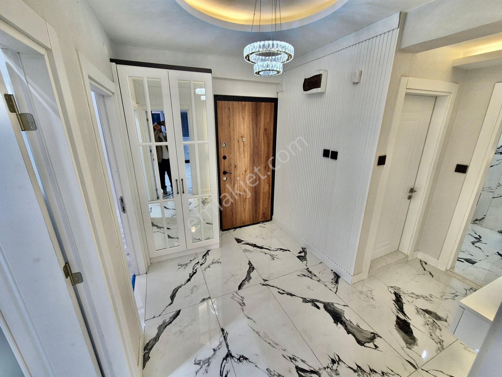 ▓karabuluttan▓göz Alıcı Tasarımı İle & Ön Cephe Ultralüx 2+1 Satılık Daire - Görsel 35