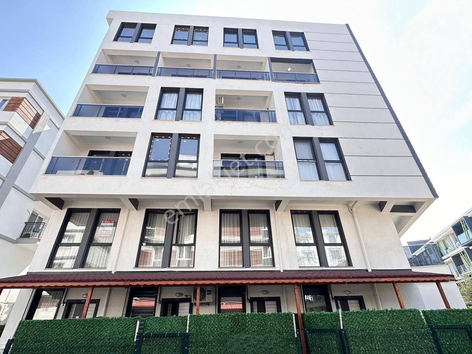 Seyrek'te 1+1 Kiralık Dubleks Temiz Daire - Görsel 22