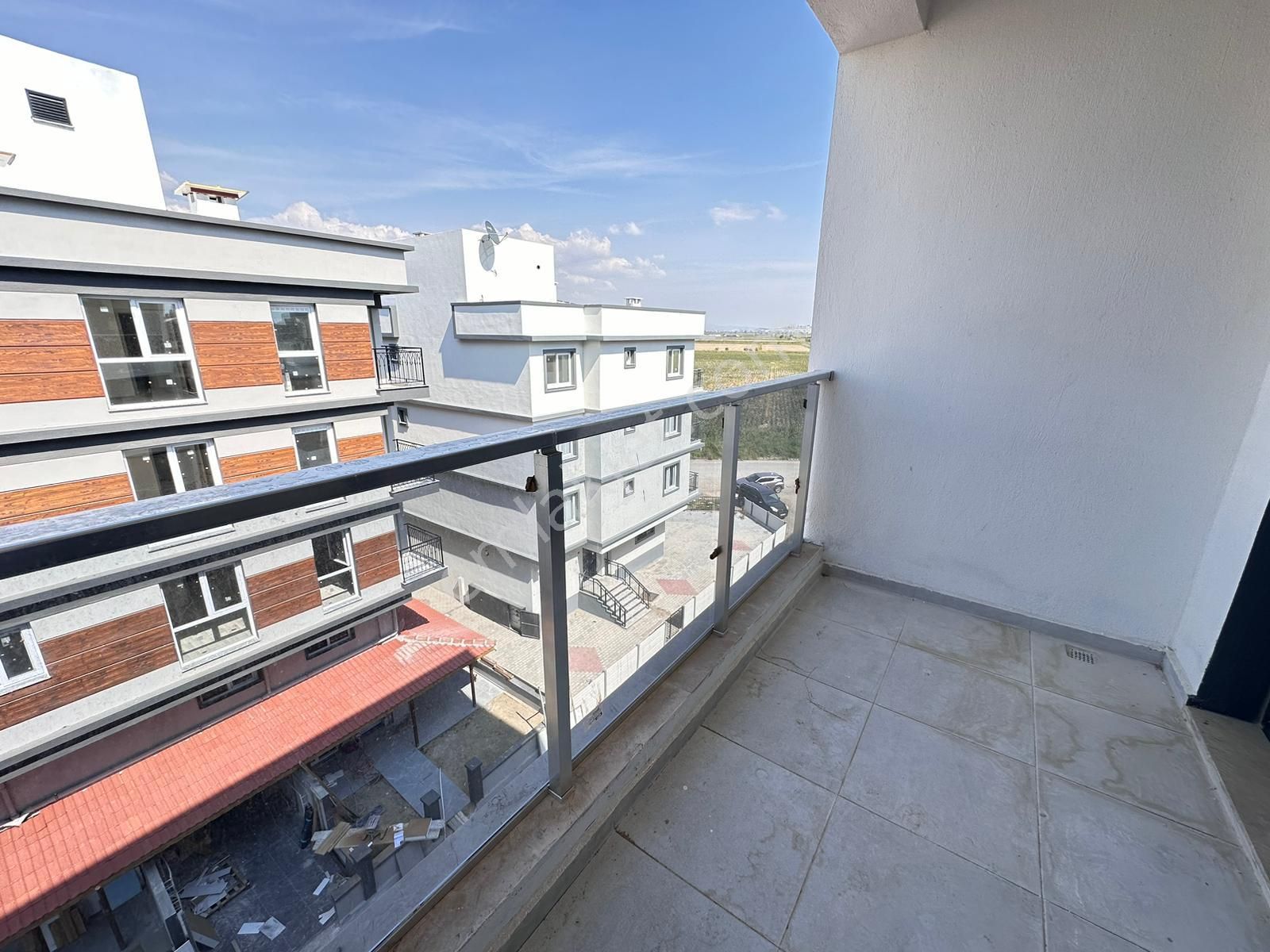 Seyrek'te 1+1 Kiralık Dubleks Temiz Daire - Görsel 11