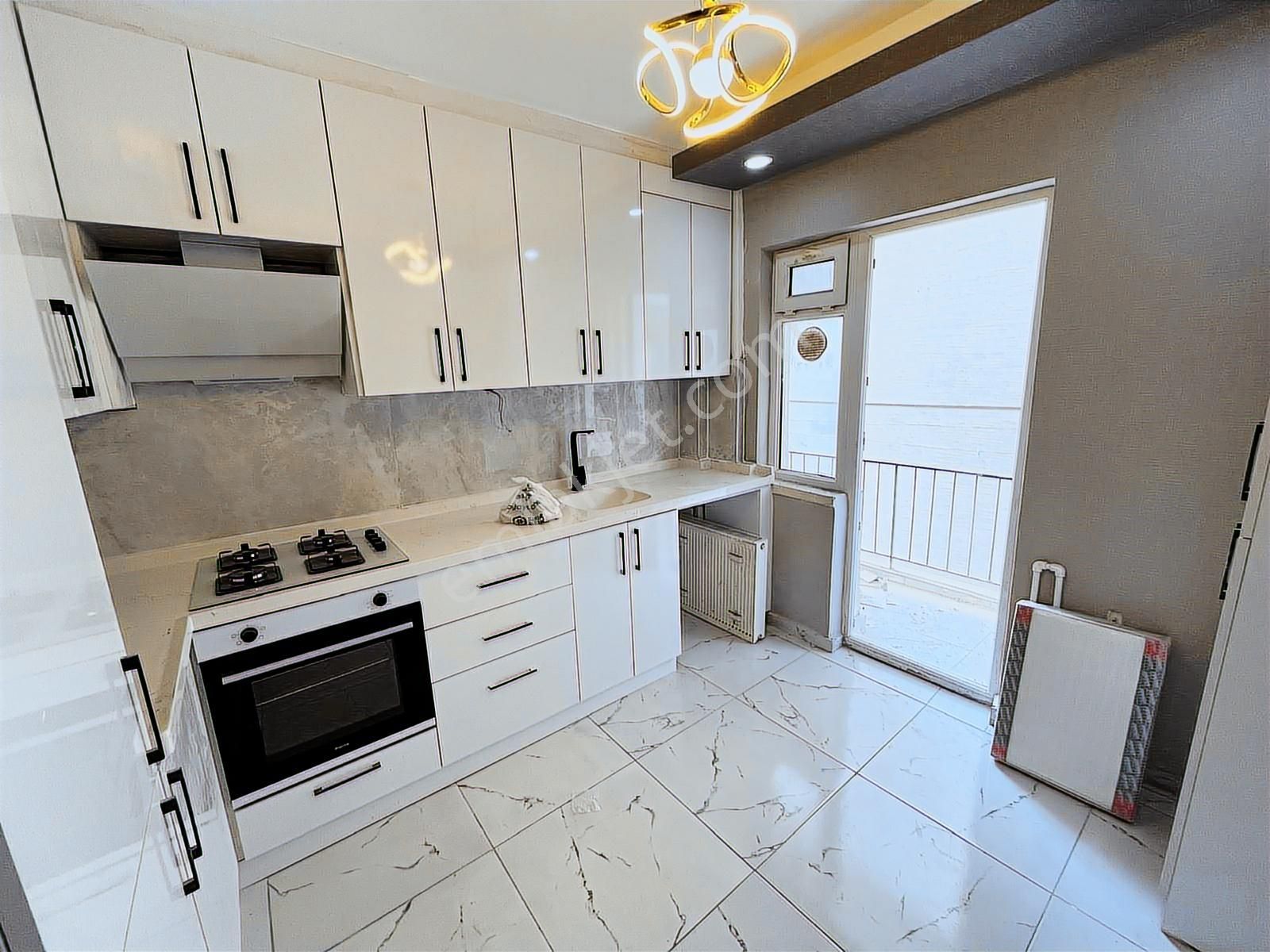 Sincan Plevne Mah Full Yapılı Ara Katta Ultra Lüx Daire