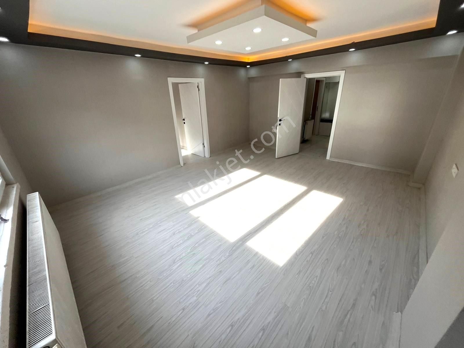 Sincan Plevne Mah Full Yapılı Ara Katta Ultra Lüx Daire - Görsel 12