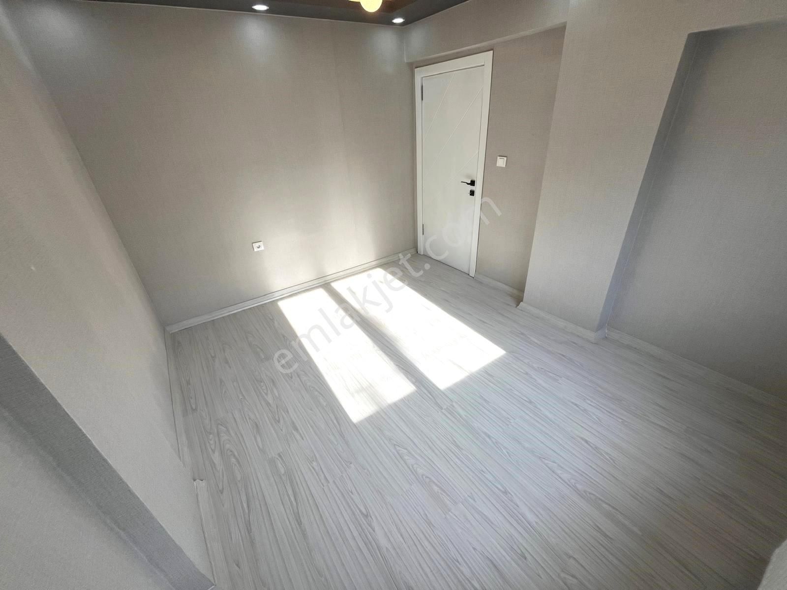 Sincan Plevne Mah Full Yapılı Ara Katta Ultra Lüx Daire - Görsel 18