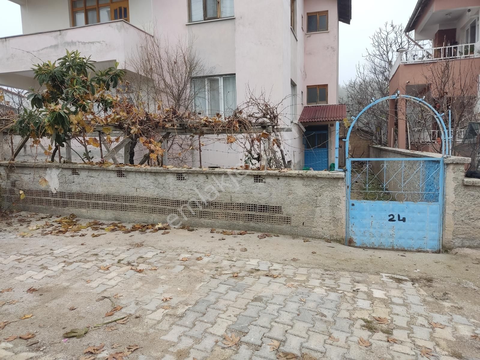 Güzel Konumda Müstakil Ev - Görsel 5