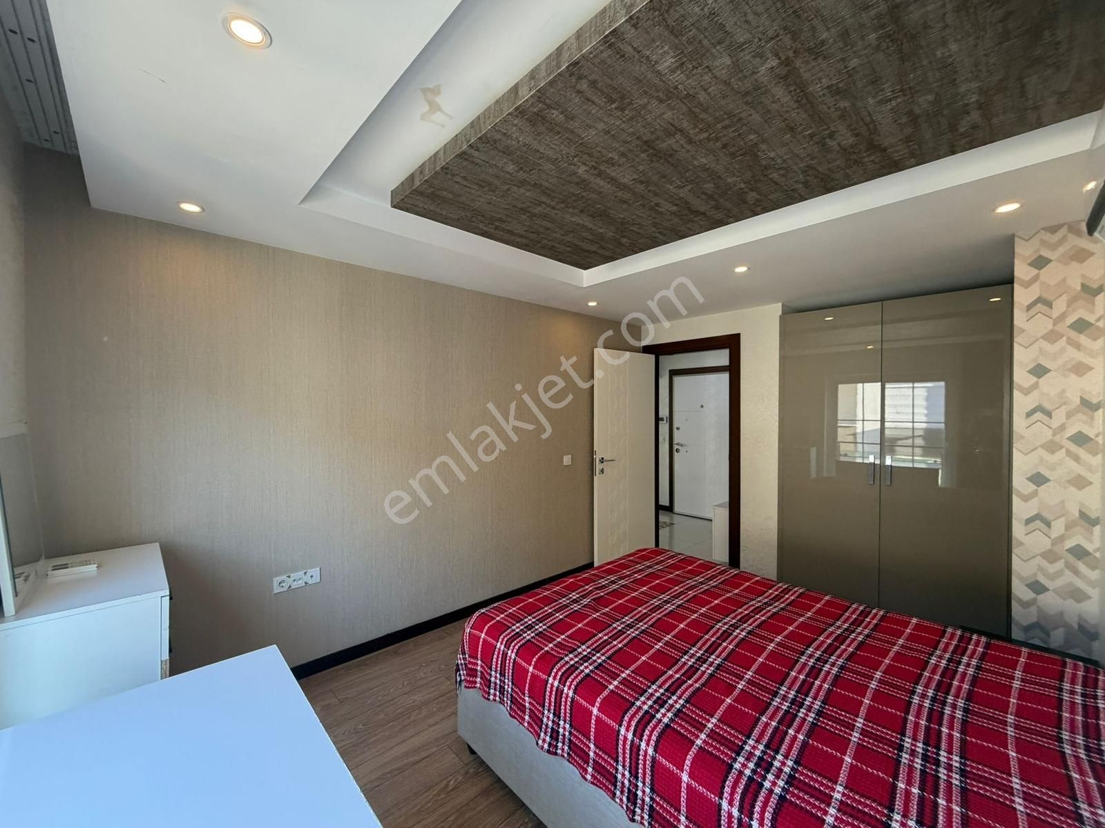 Konyaaltı Hurma Mahallesi Eşyalı Kiralık 3+1 Dubleks Daire - Görsel 9