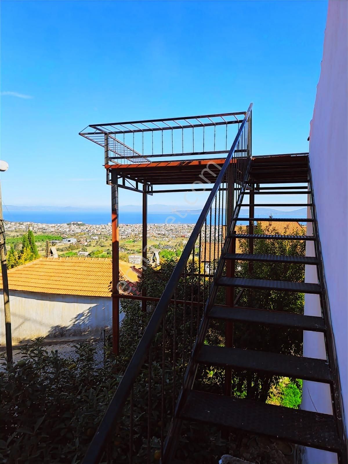 Karaburun Çatalkaya'da Deniz Manzaralı Müstakil Ev - Görsel 10