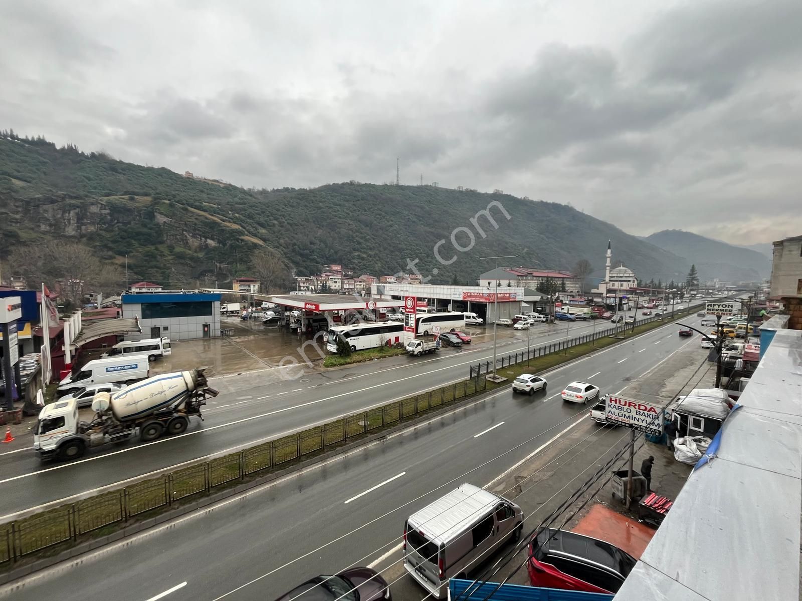 Trabzon Erzurum Yol Üzerinde Kiralık Dükkan - Görsel 19