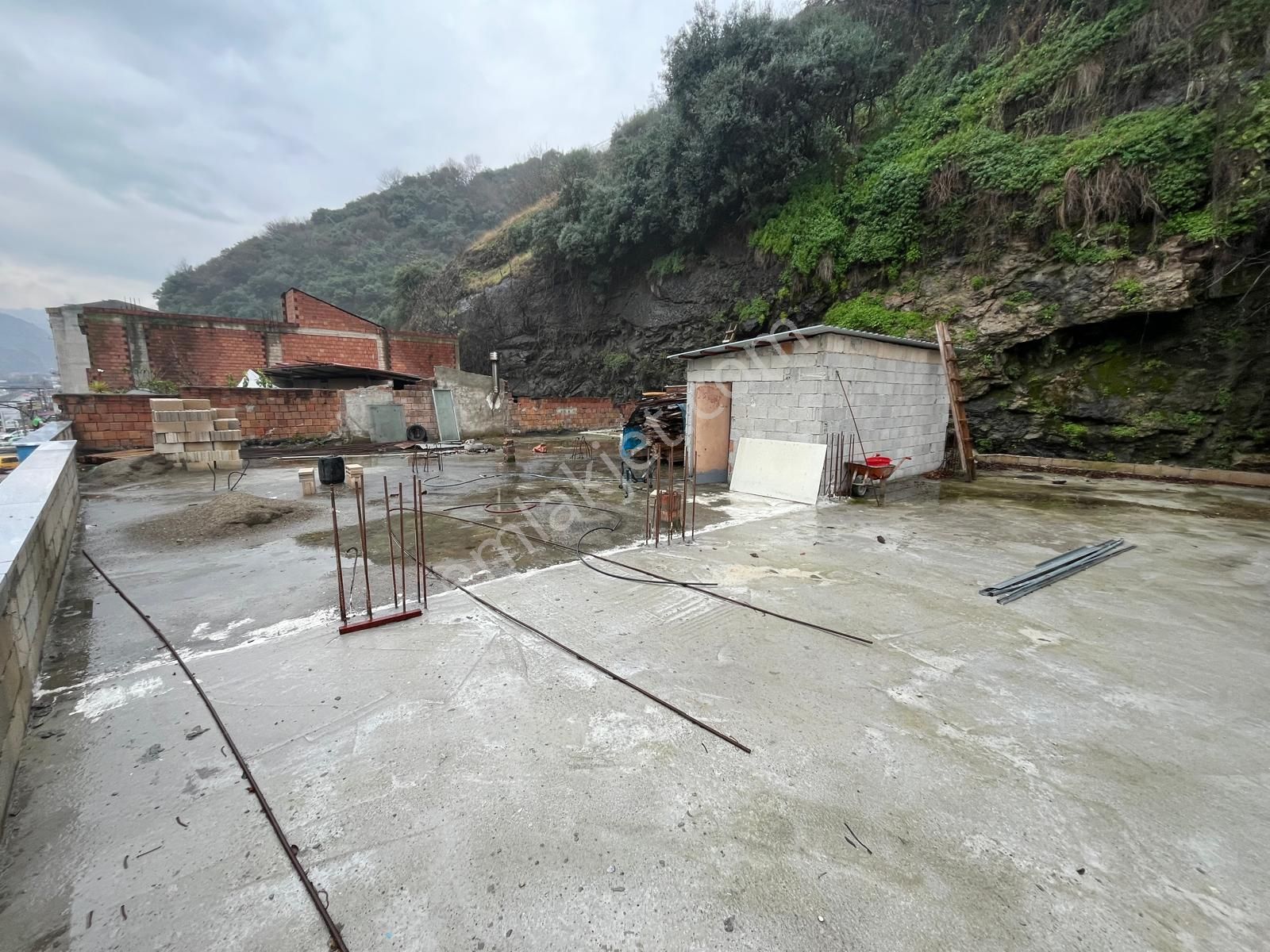Trabzon Erzurum Yol Üzerinde Kiralık Dükkan - Görsel 18