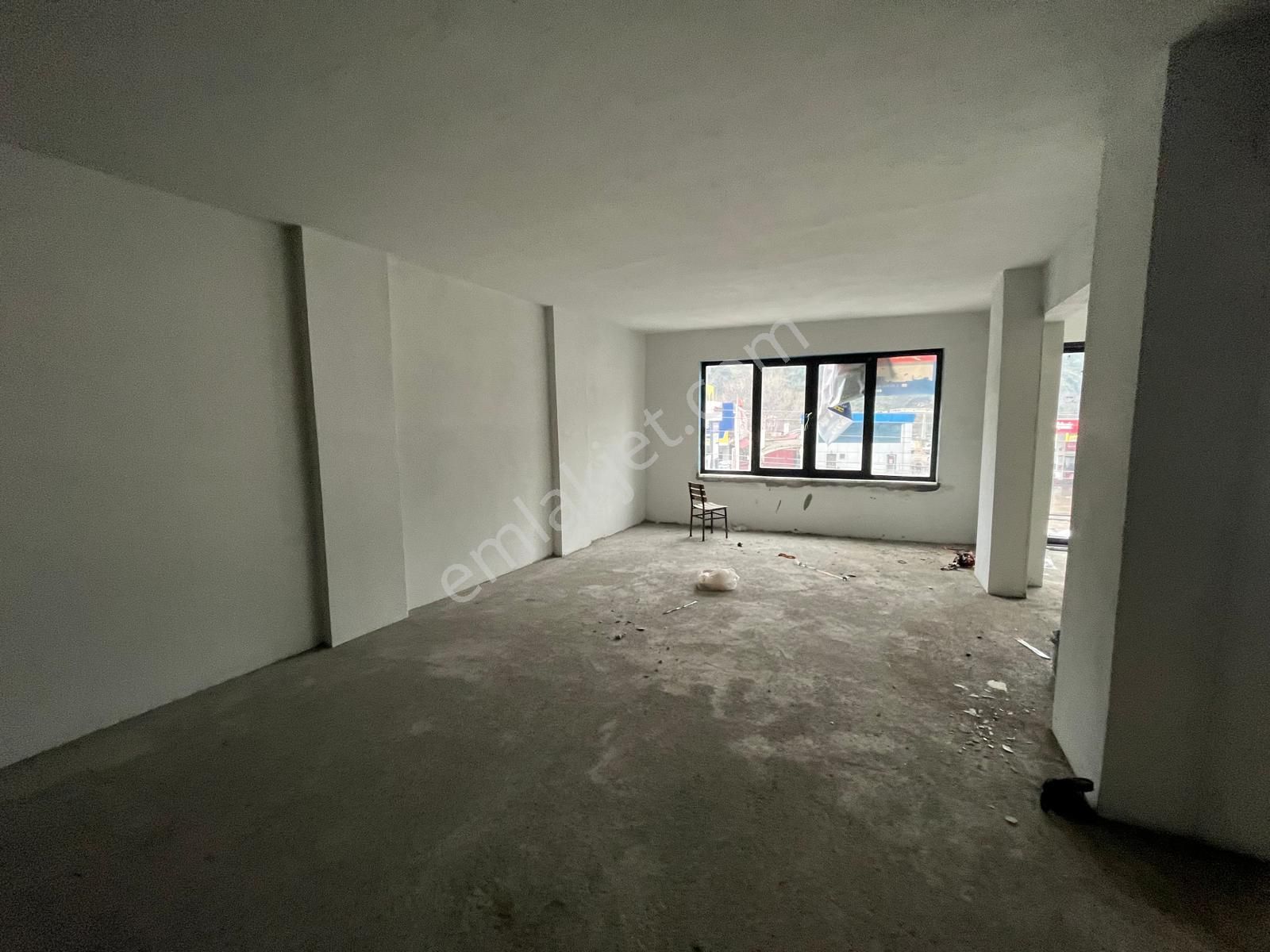 Trabzon Erzurum Yol Üzerinde Kiralık Dükkan - Görsel 11