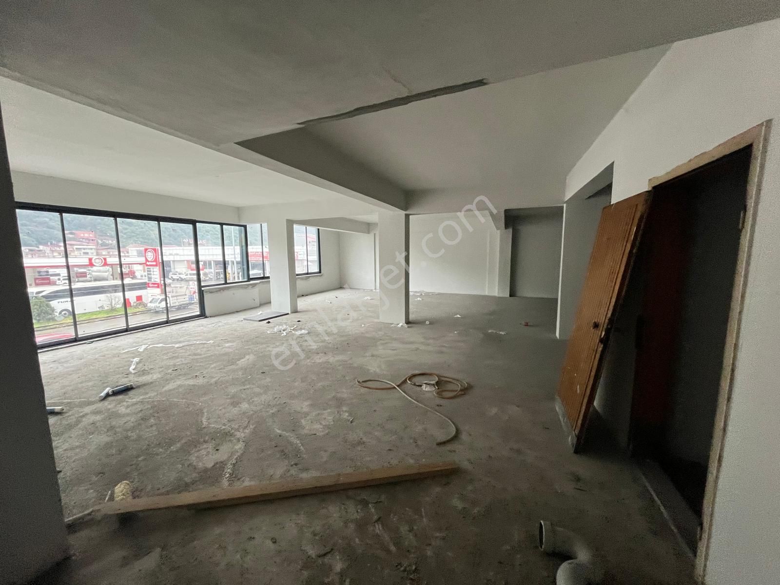 Trabzon Erzurum Yol Üzerinde Kiralık Dükkan - Görsel 8