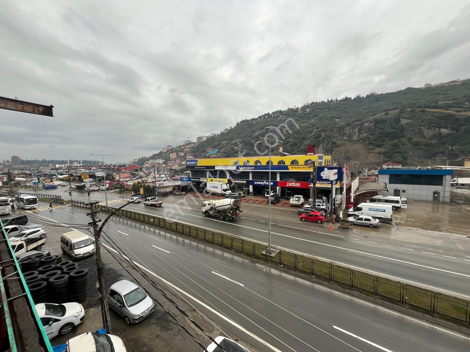Trabzon Erzurum Yol Üzerinde Kiralık Dükkan - Görsel 22