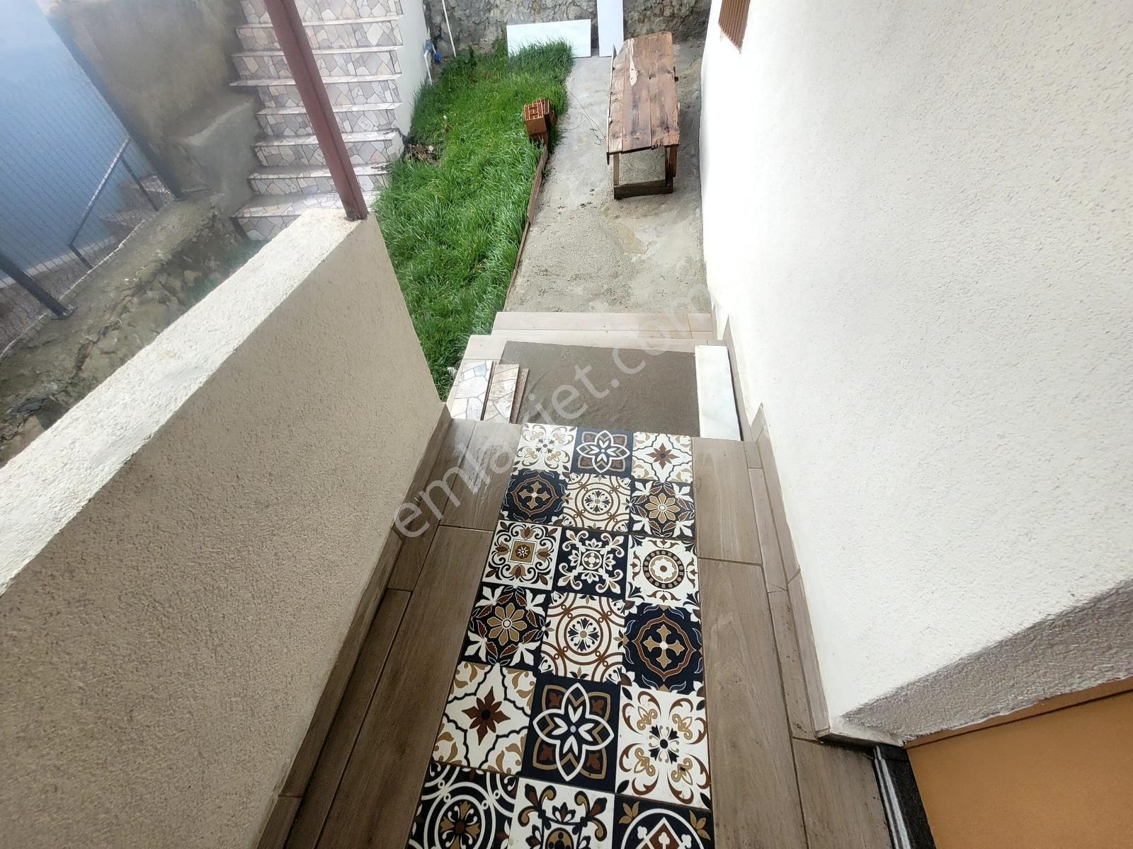 Gömeç Kubaşlar Köyünde İçi Yenilenmiş Geniş Bahçeli Müstakil Ev - Görsel 33