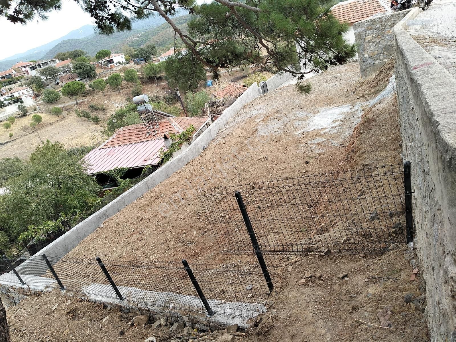 Gömeç Kubaşlar Köyünde İçi Yenilenmiş Geniş Bahçeli Müstakil Ev - Görsel 8