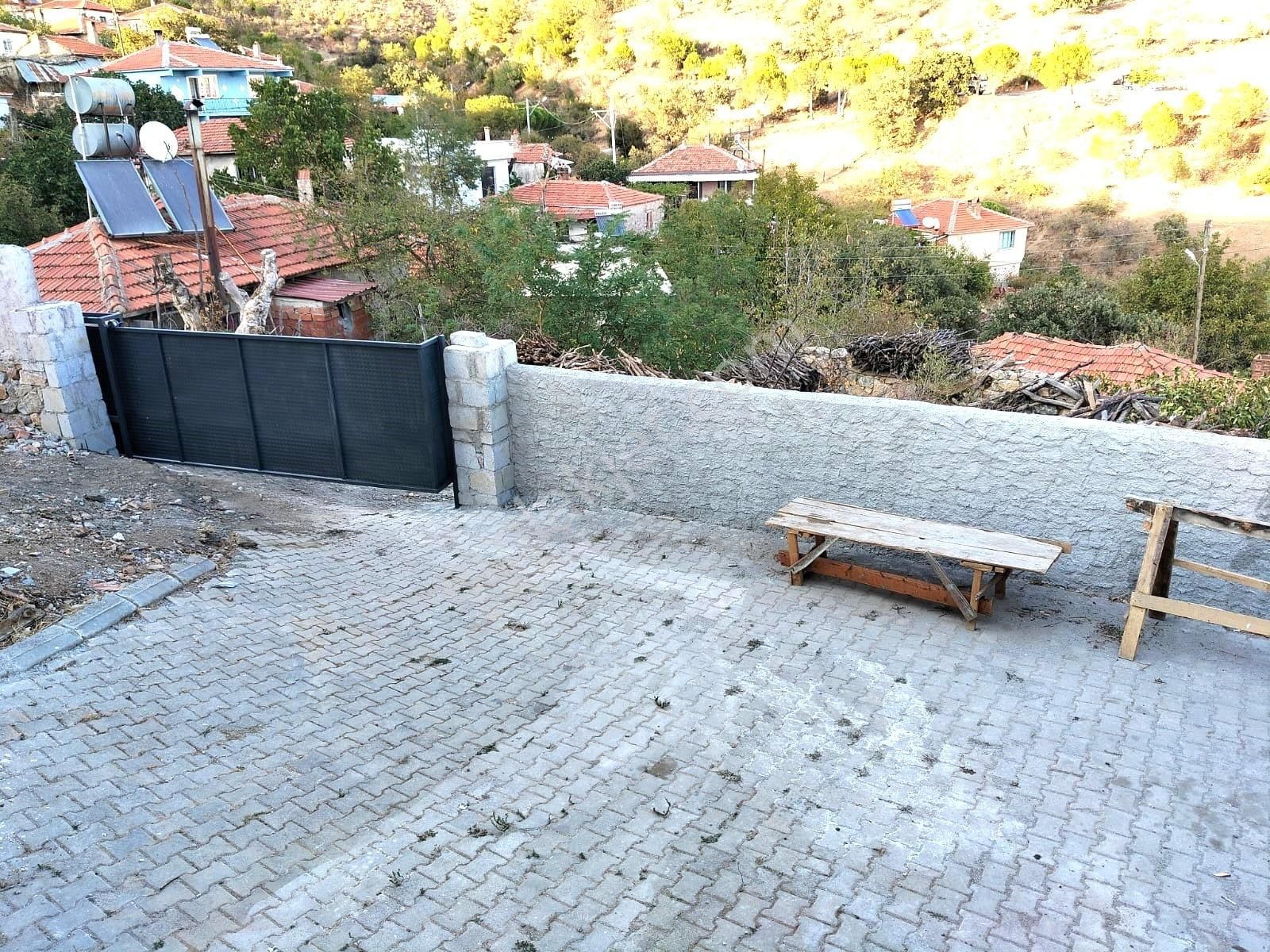 Gömeç Kubaşlar Köyünde İçi Yenilenmiş Geniş Bahçeli Müstakil Ev - Görsel 17