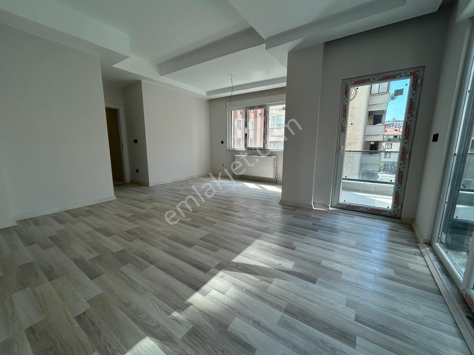 Utkudan Bostancıda Balkonlu Ebeveynli Sıfır Binada Satılık 3+1 - Görsel 21