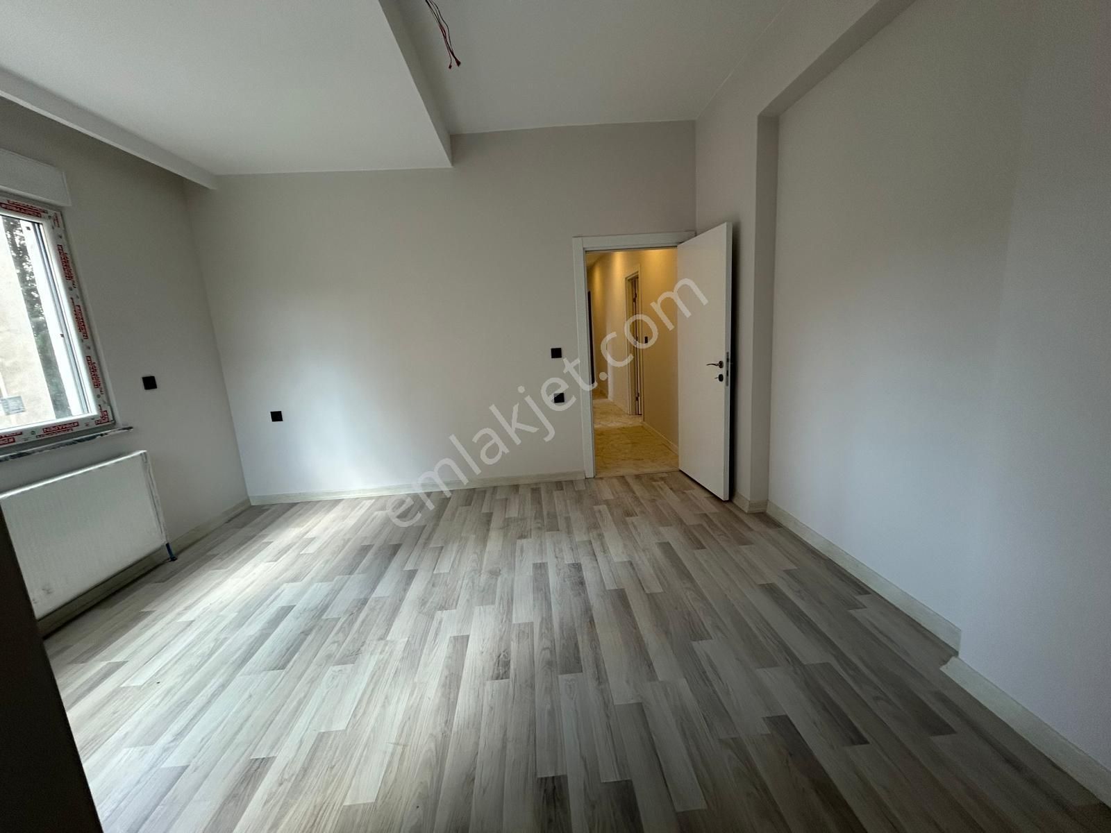 Utkudan Bostancıda Balkonlu Ebeveynli Sıfır Binada Satılık 3+1 - Görsel 8