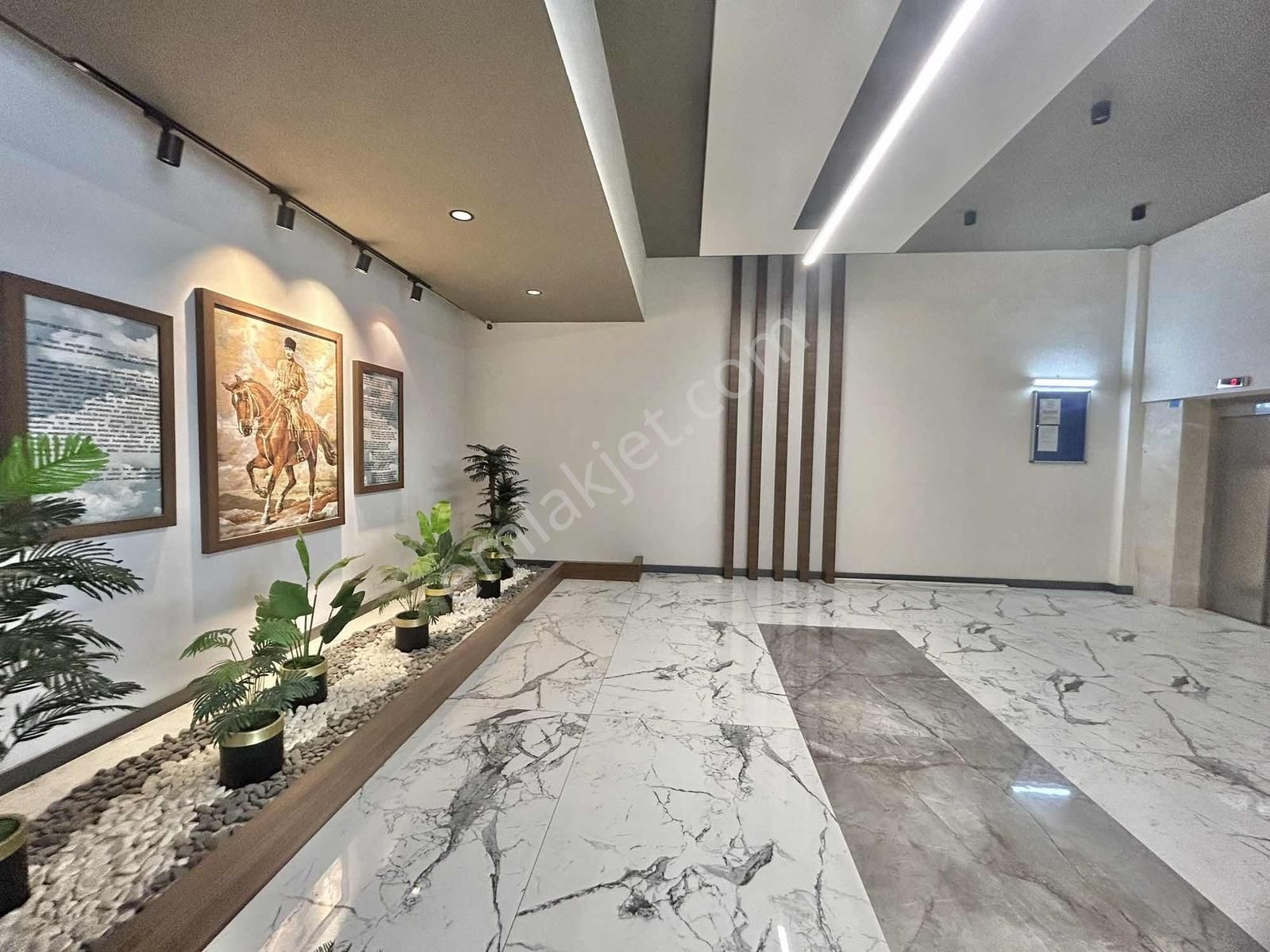 Efe Plaza'da Kiralık Son Dubleks Ofis - Görsel 14