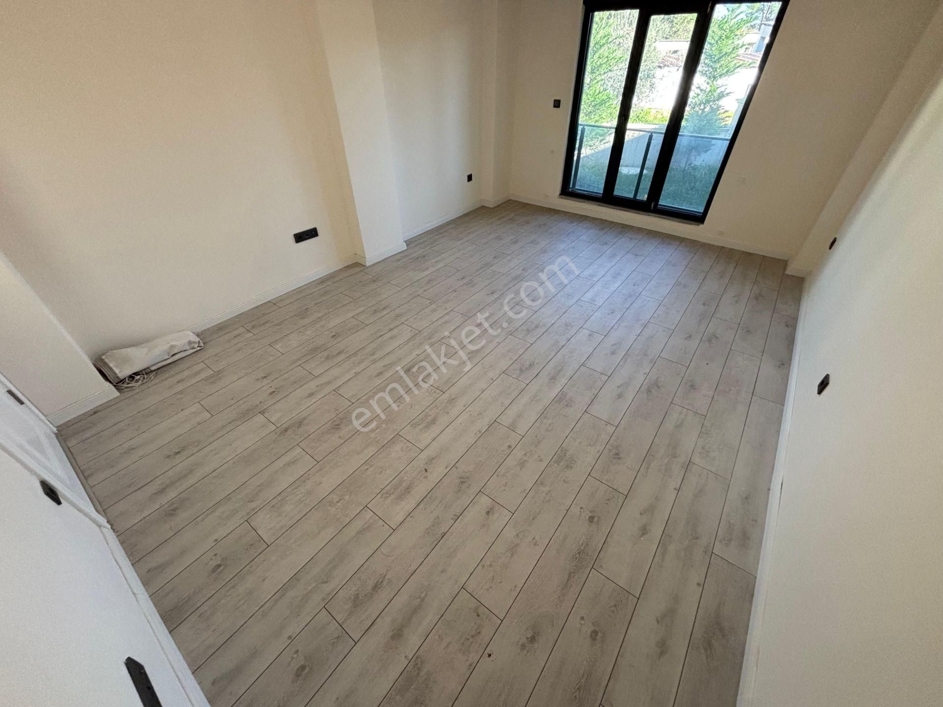 Yiğit'ten Güre'de Bahçe Kullanımı Geniş 6+1 Tam Müstakil Villa - Görsel 20
