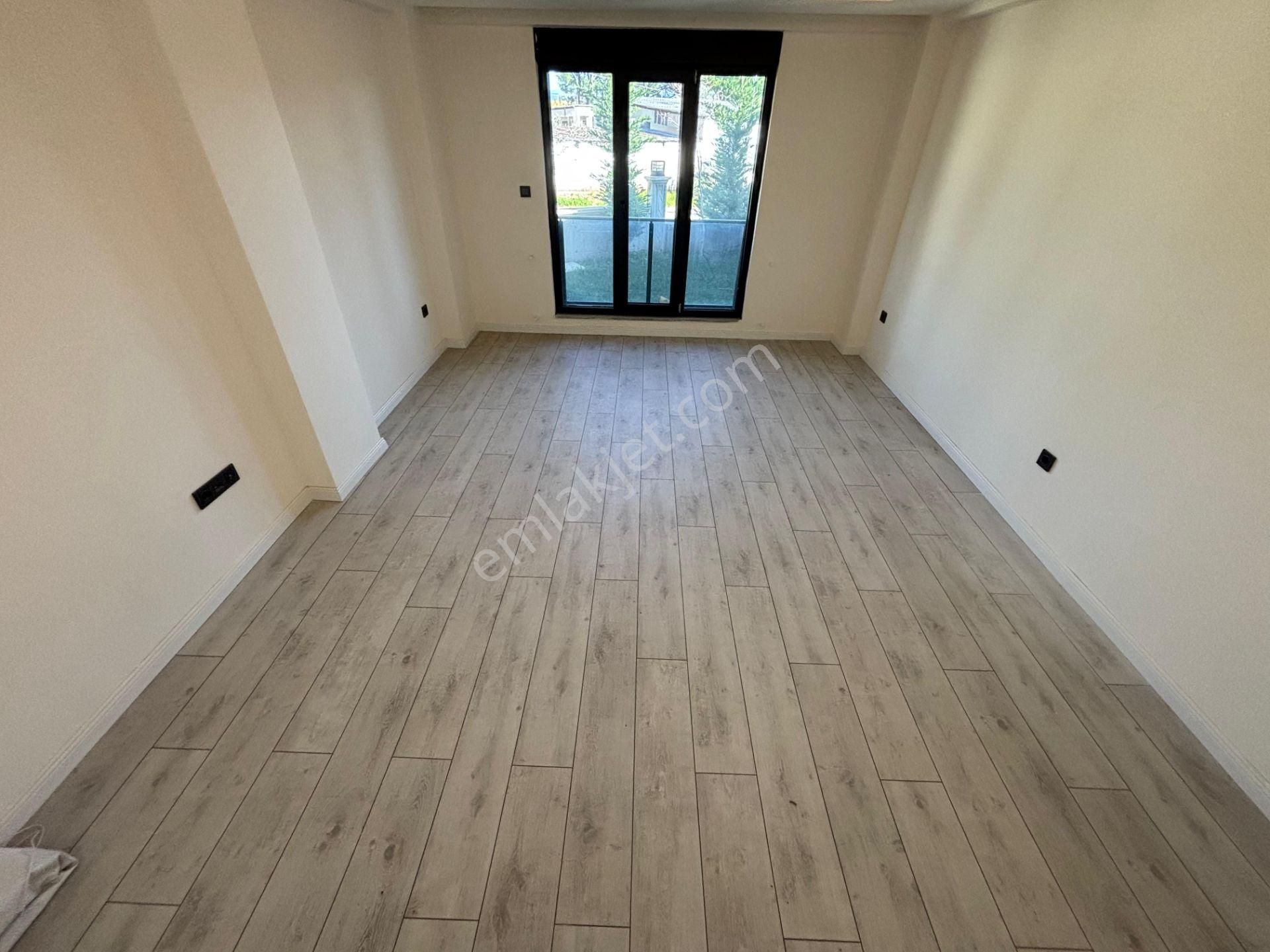 Yiğit'ten Güre'de Bahçe Kullanımı Geniş 6+1 Tam Müstakil Villa - Görsel 22