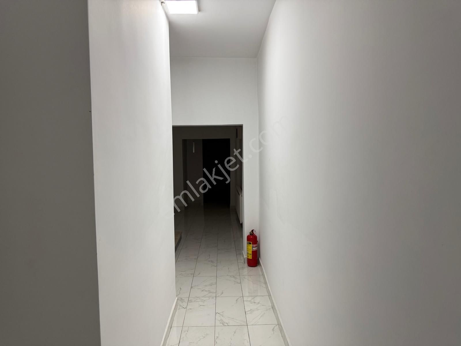 Kocaeli Çayırova Bosna Caddesi Üzerinde Satılık 500m2 İşyeri - Görsel 31