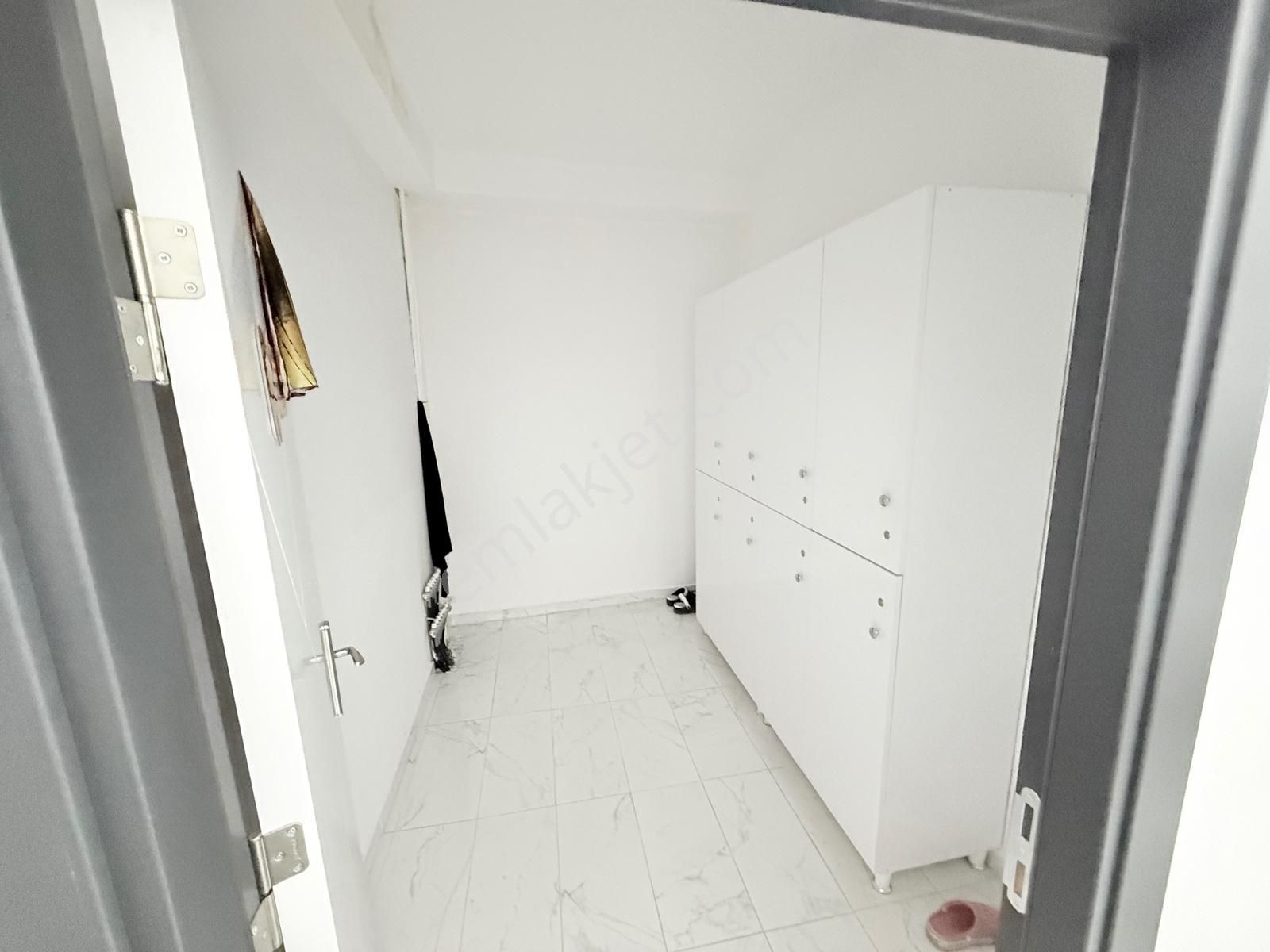 Kocaeli Çayırova Bosna Caddesi Üzerinde Satılık 500m2 İşyeri - Görsel 16