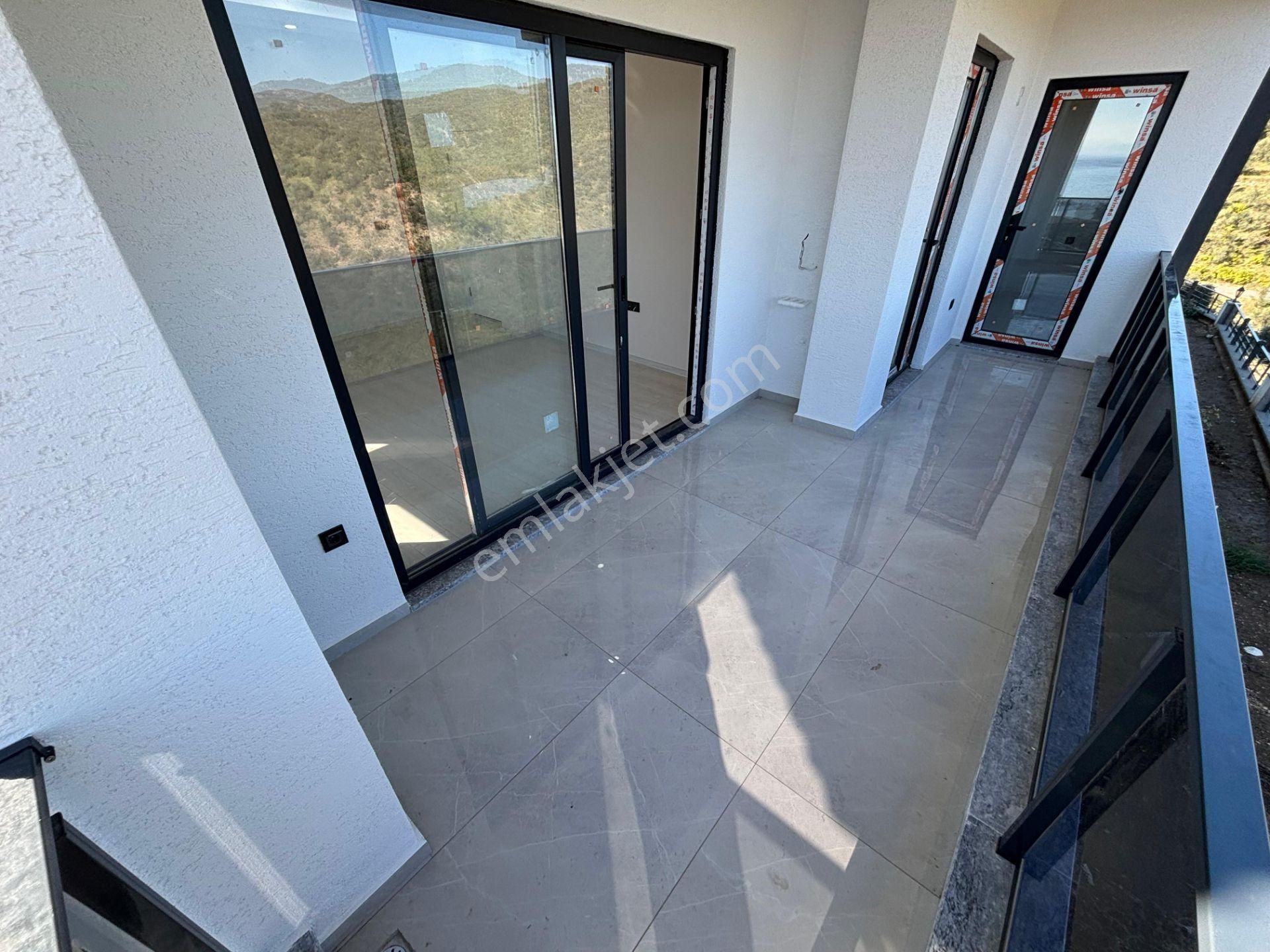 Yiğit'ten Küçükkuyu'da 2+1 Denize 300 Metre Lüks Daire - Görsel 31