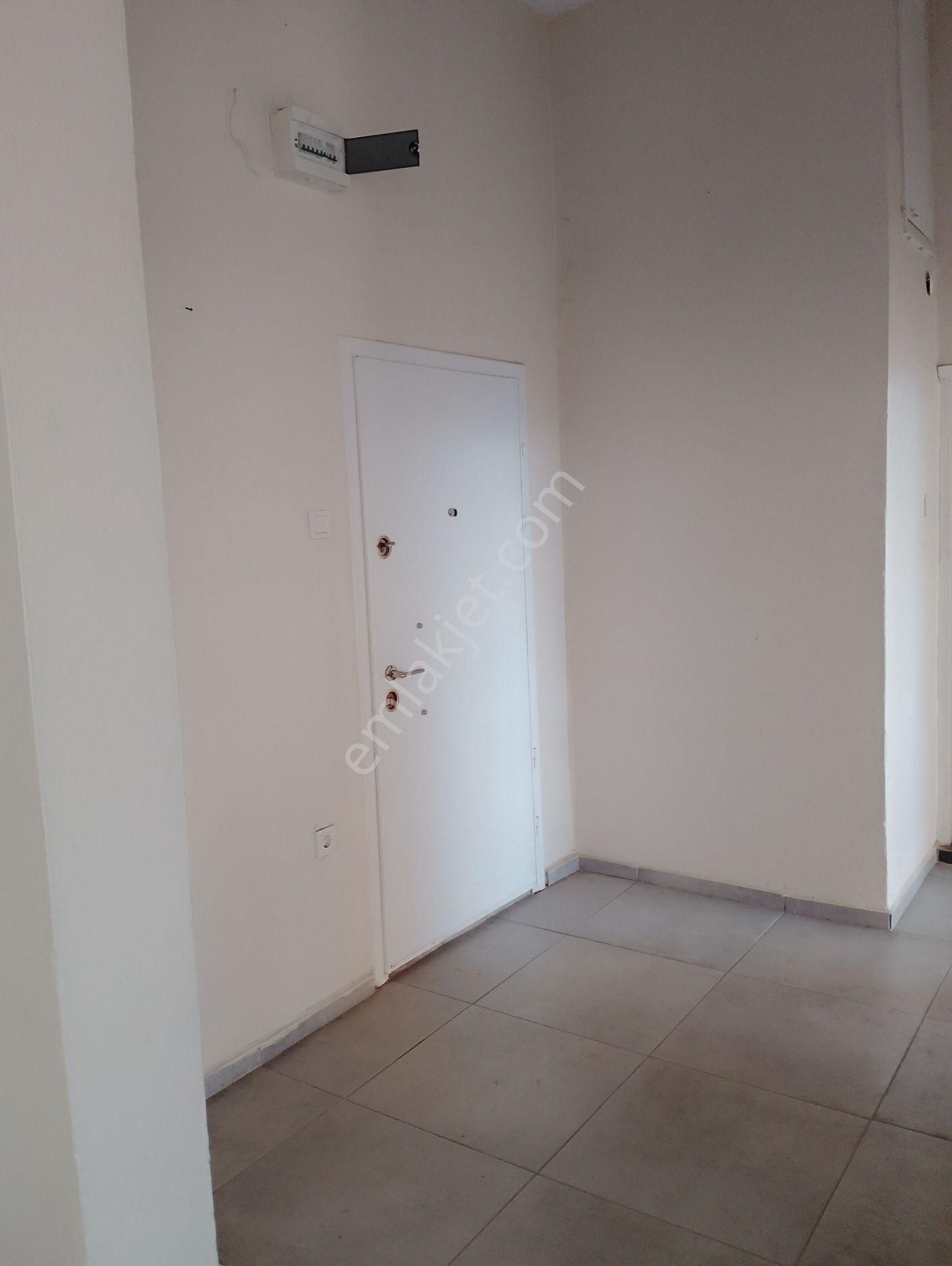 Ayvalık Merkezde Kiralık Deniz Manzaralı Ofis/daire - Görsel 12