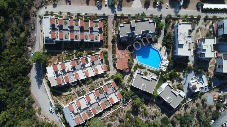 Akbükte 3+1 Arakat Çift Wc Banyolu Daire - Görsel 10