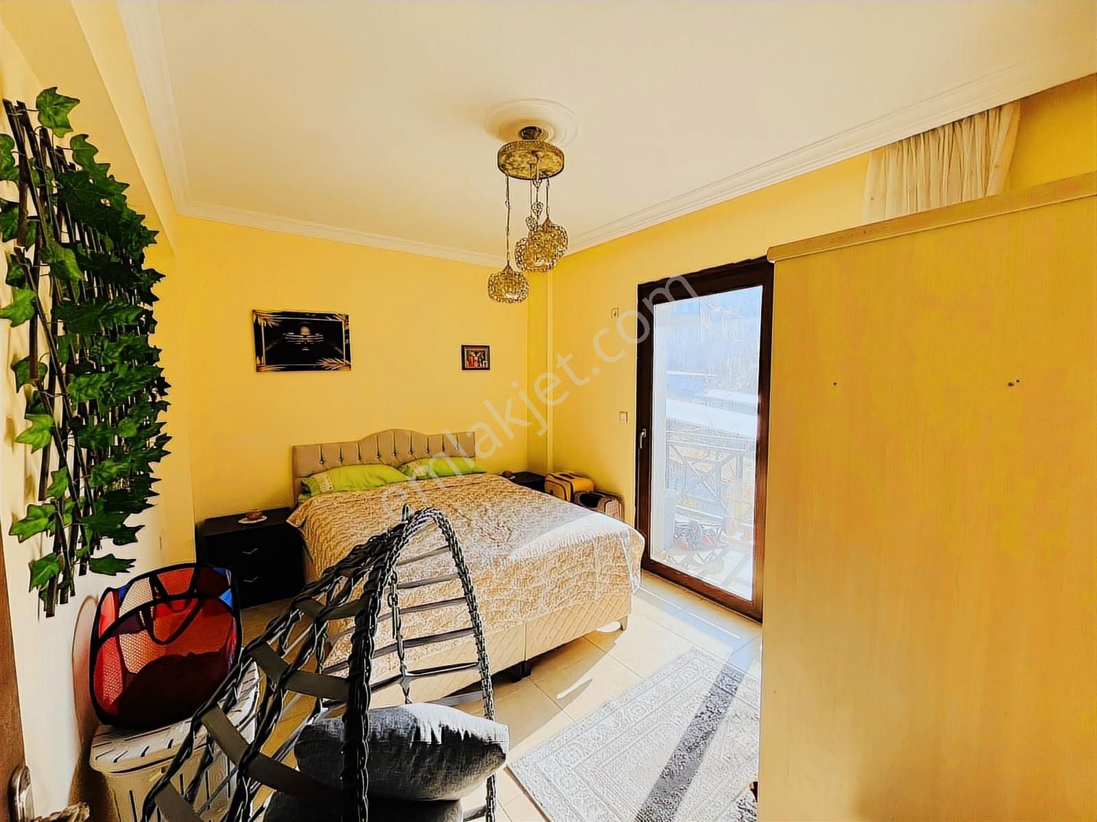 Akbükte 3+1 Arakat Çift Wc Banyolu Daire - Görsel 28