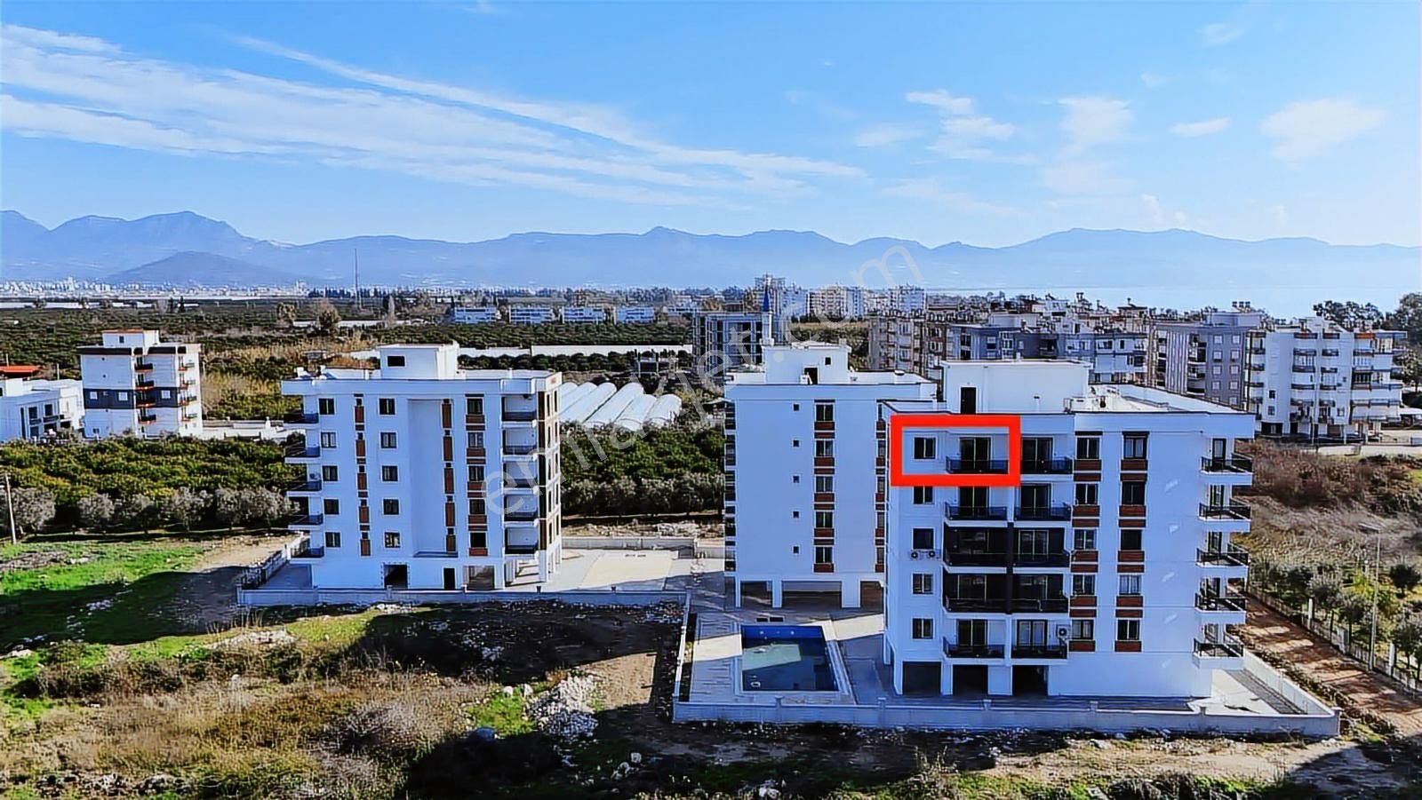 Gökhan Gökdemirden Havuzlu Site İçi Denize Yakın 1+1 Sıfır Daire - Görsel 13