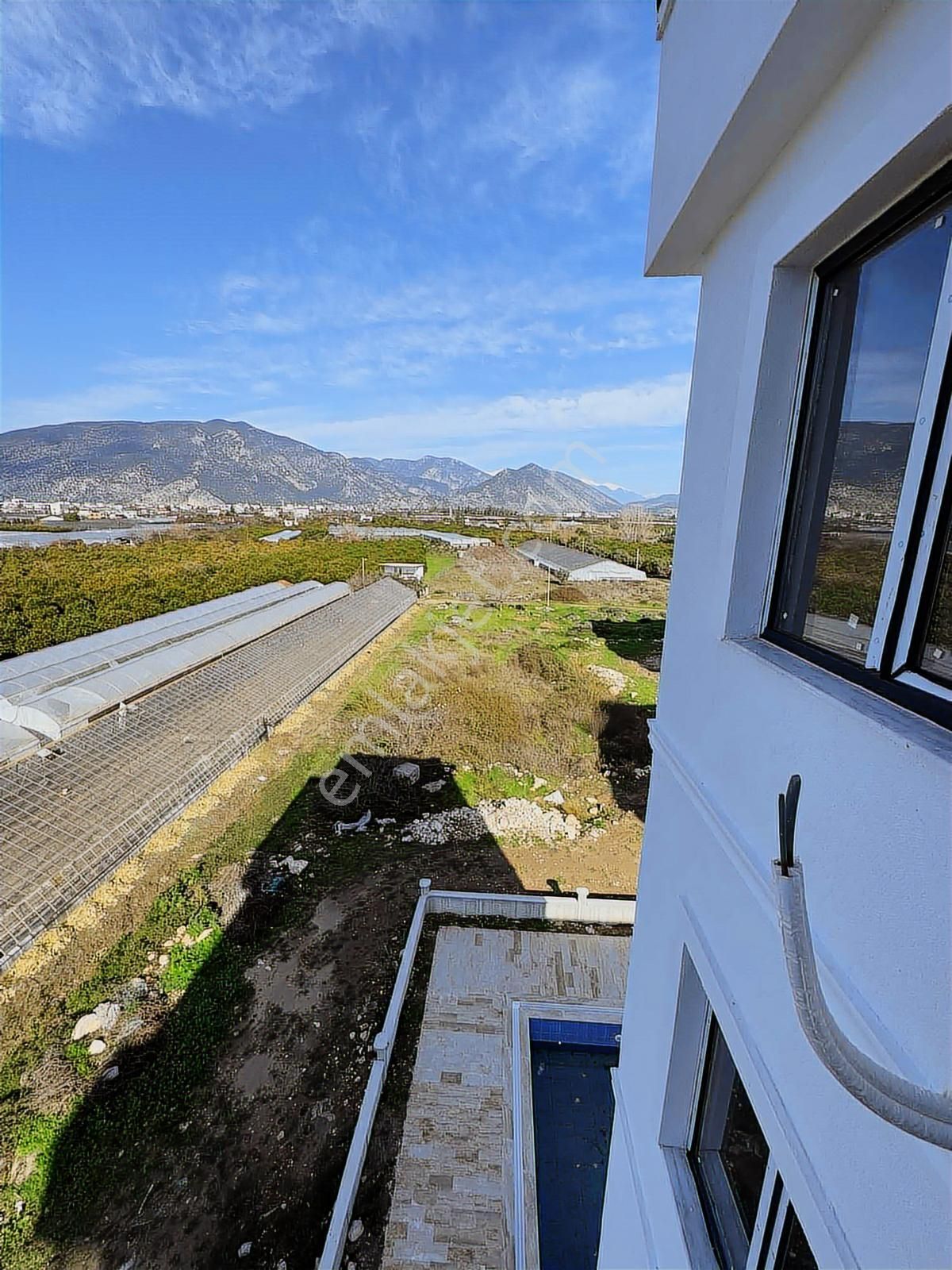 Gökhan Gökdemirden Havuzlu Site İçi Denize Yakın 1+1 Sıfır Daire - Görsel 12