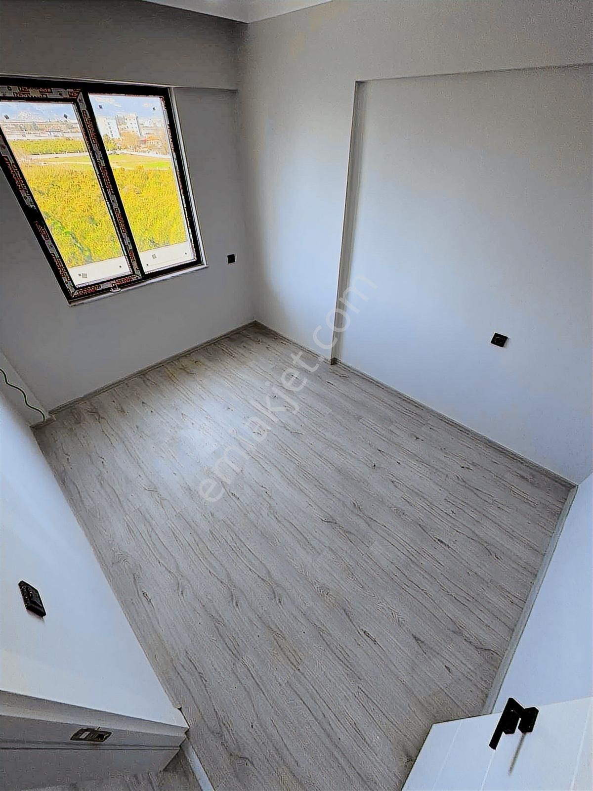 Gökhan Gökdemirden Havuzlu Site İçi Denize Yakın 1+1 Sıfır Daire - Görsel 8