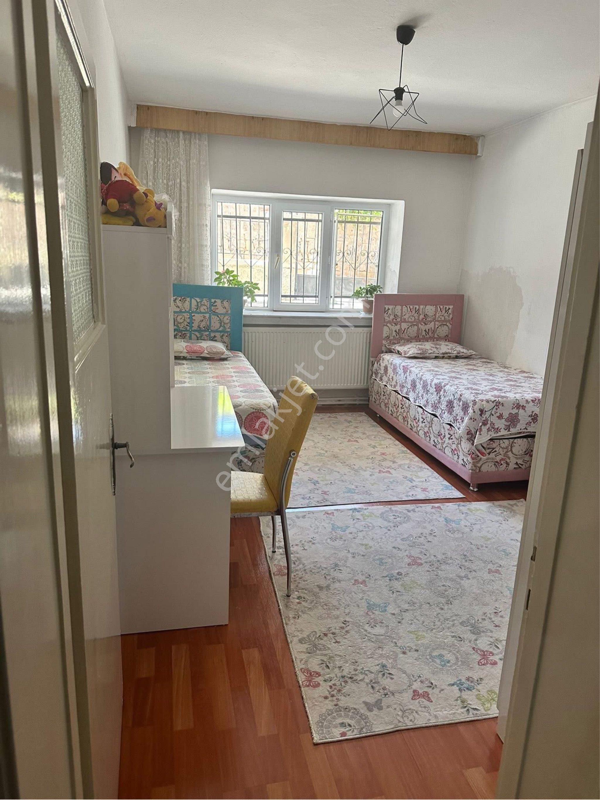 Niğde Mer.kale Mah. Cullaz Cami Karşısı Satılık Daire - Görsel 2