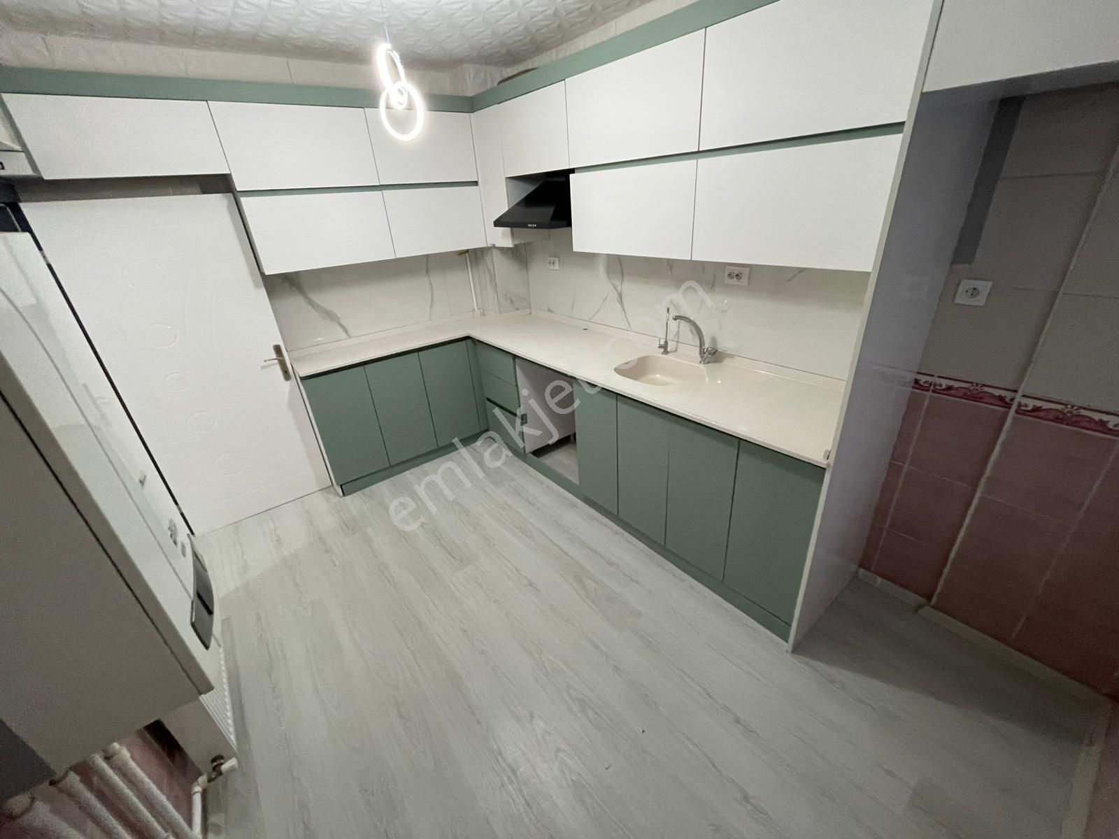 Atatürk Mahallesi'nde 3+1 Yapılı Kupon Satılık Daire - Görsel 2