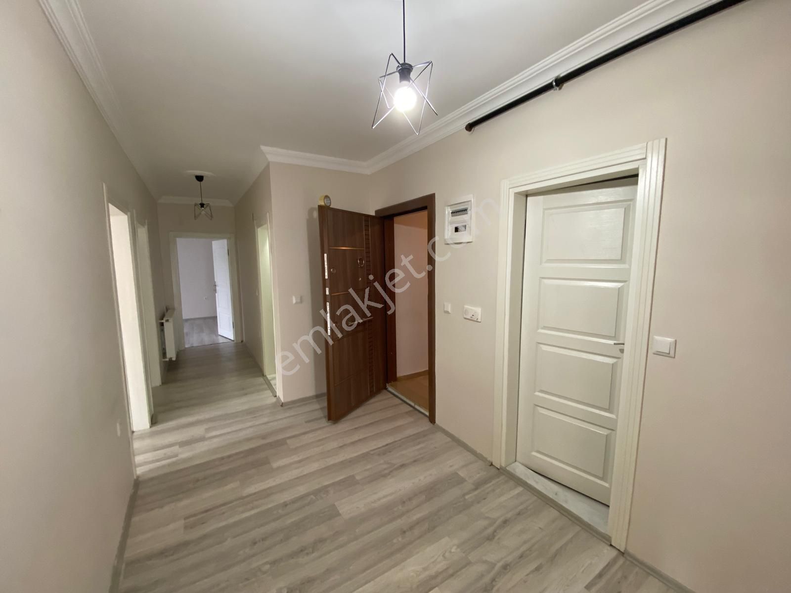 Trabzon Pelitlide Kiralık Daire - Görsel 23