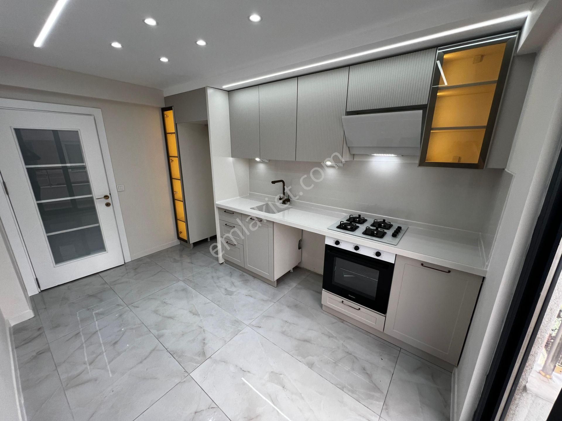 Yiğit'ten Akçay Sarıkızda 3+1 Geniş Metrekare Öncephe Lüks Daire - Görsel 6