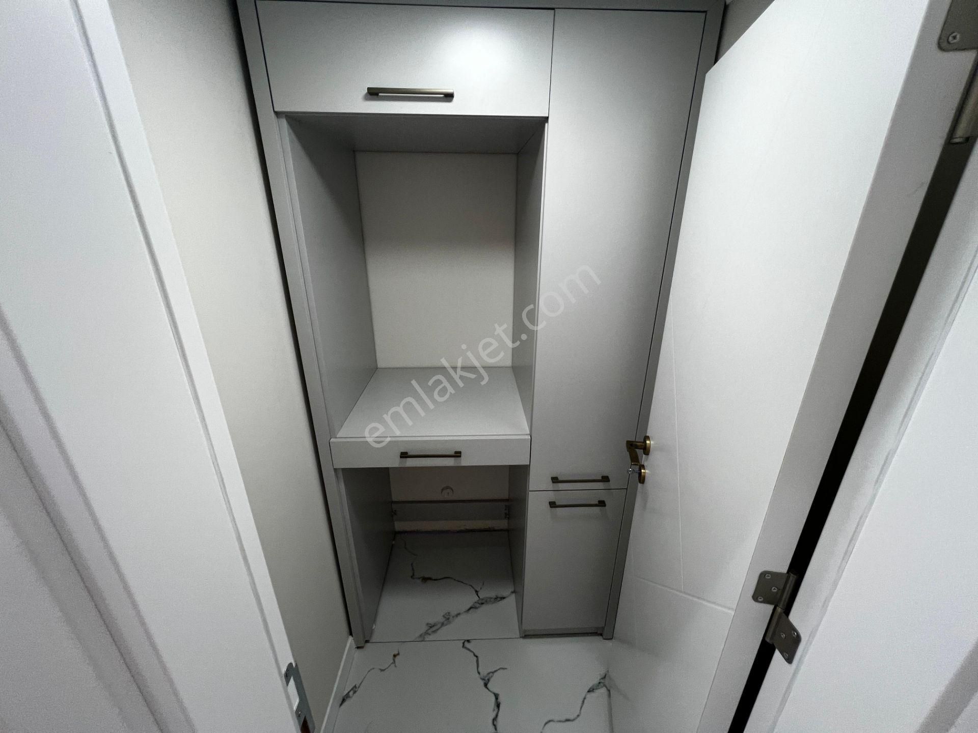 Yiğit'ten Akçay Sarıkızda 3+1 Geniş Metrekare Öncephe Lüks Daire - Görsel 14