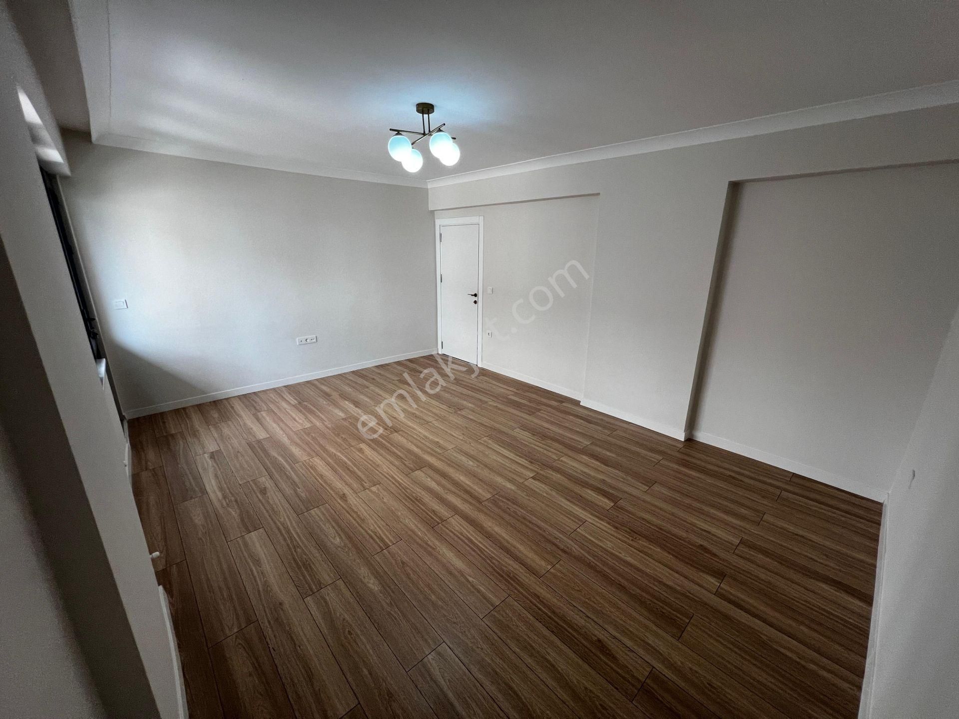 Yiğit'ten Akçay Sarıkızda 3+1 Geniş Metrekare Öncephe Lüks Daire - Görsel 24