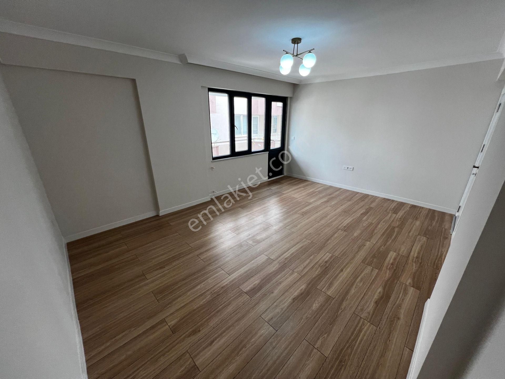 Yiğit'ten Akçay Sarıkızda 3+1 Geniş Metrekare Öncephe Lüks Daire - Görsel 23