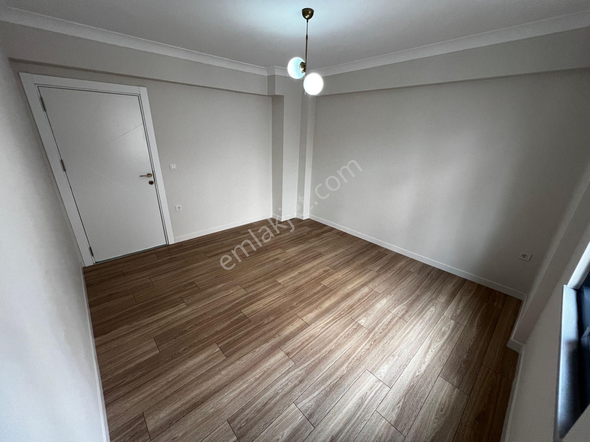 Yiğit'ten Akçay Sarıkızda 3+1 Geniş Metrekare Öncephe Lüks Daire - Görsel 15