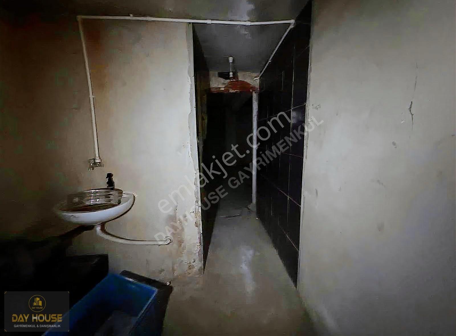 Day House'dan 160 M2 Düz Giriş Dükkan - Görsel 7