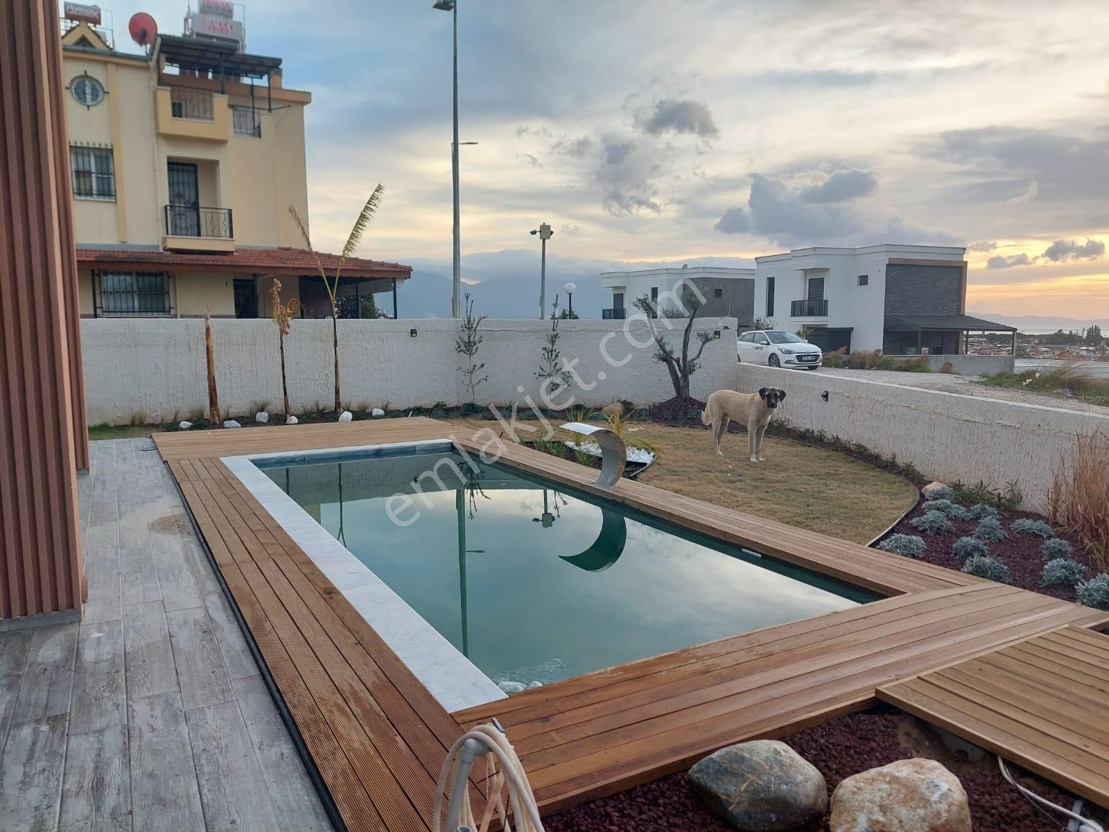 Kuşadası Karaova Da Avm Yakını Özel Havuzlu, 4+1 Kaçırılmayacak Fırsat Tek Müstakil Villa - Görsel 28