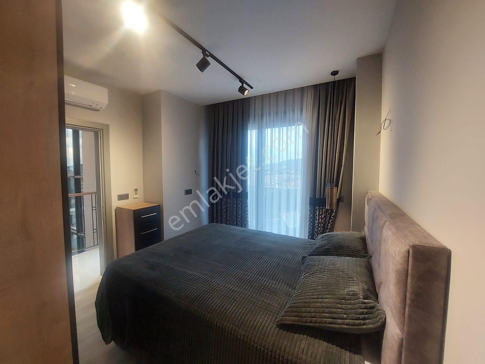 Kuşadası Karaova Da Avm Yakını Özel Havuzlu, 4+1 Kaçırılmayacak Fırsat Tek Müstakil Villa - Görsel 25