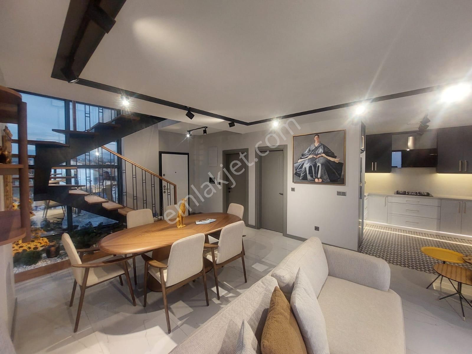 Kuşadası Karaova Da Avm Yakını Özel Havuzlu, 4+1 Kaçırılmayacak Fırsat Tek Müstakil Villa - Görsel 33