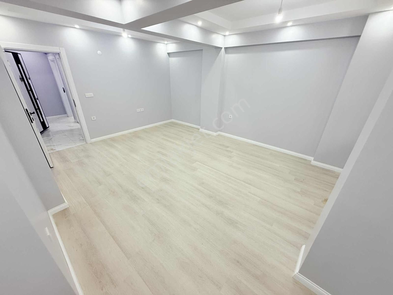 Pusula İnşat'tan Uğ.mumcu Mah 2+1 110m2 Caddeye Yakın Yüksek Gir - Görsel 6