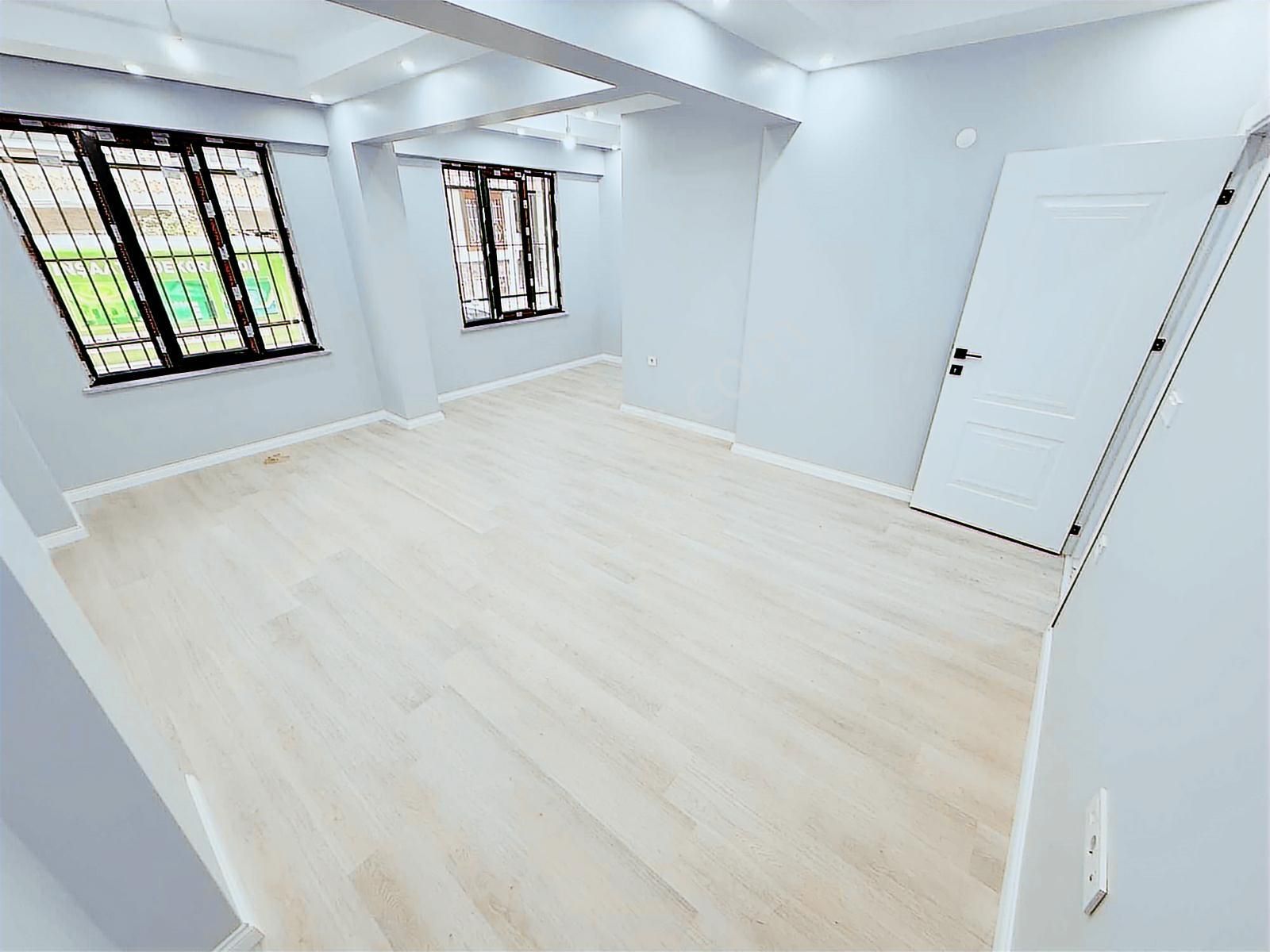 Pusula İnşat'tan Uğ.mumcu Mah 2+1 110m2 Caddeye Yakın Yüksek Gir