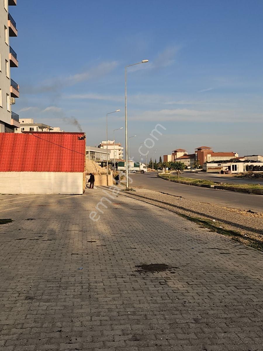 A K Mutludan Baraj Mahallesinde Ana Cadde Üzerin3 Katlı Dükkan - Görsel 2