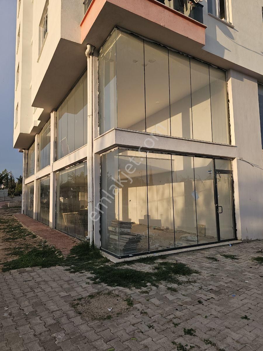 A K Mutludan Baraj Mahallesinde Ana Cadde Üzerin3 Katlı Dükkan - Görsel 21